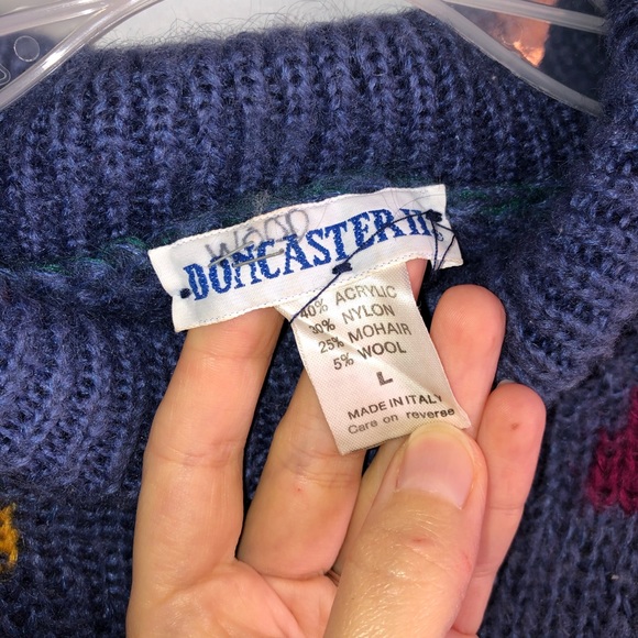 Vintage Doncaster Long Sleeve Turtle Neck Sweater - Picture 7 of 7